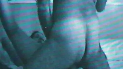 Stripperin Alizay schüttelt ihren großen geilsten pornoseiten Arsch