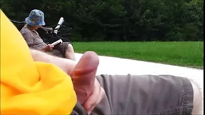 Dünne blonde beste pornoseiten free Oma bekommt Creampie und Gesichtsbehandlung