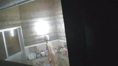 Rasiere die besten kostenlosen pornoseiten meine Muschi in der Dusche