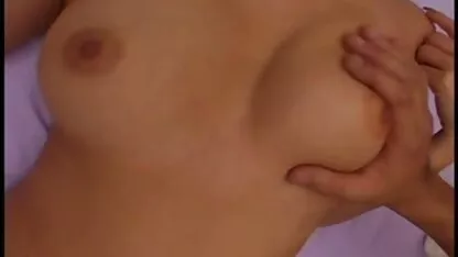Sara Stone braucht pornoseite beste ihre Titten gefickt